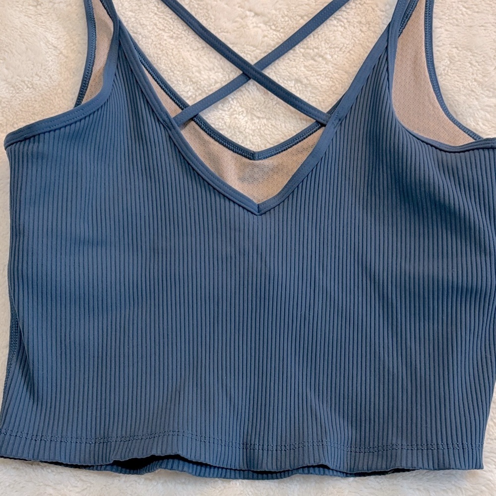 Vuori Ribbed Crop Size Large - Picture 3 of 5